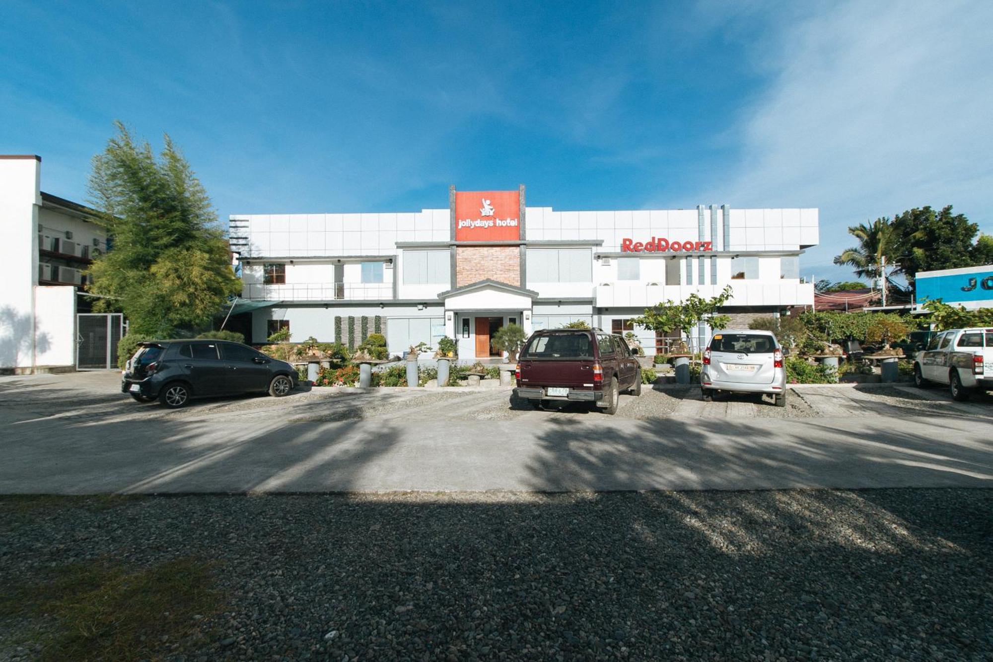 Reddoorz Plus @ Jollydays Hotel Nueva Ecija San Jose  外观 照片