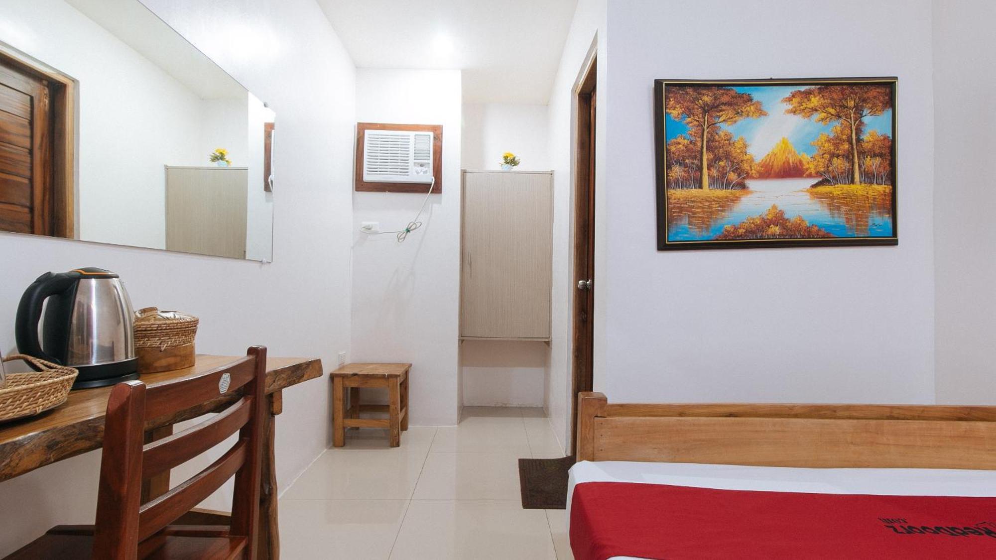 Reddoorz Plus @ Jollydays Hotel Nueva Ecija San Jose  外观 照片