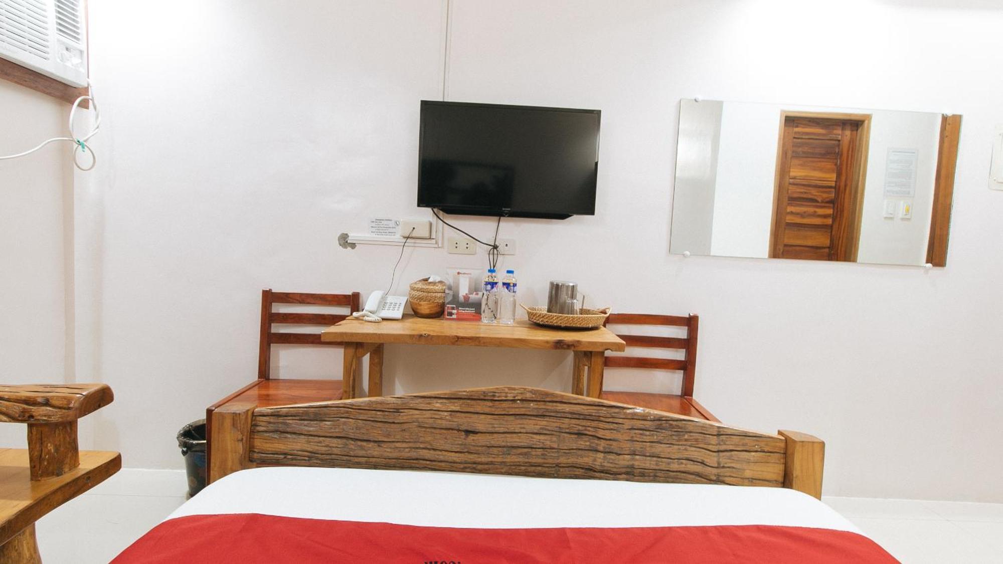 Reddoorz Plus @ Jollydays Hotel Nueva Ecija San Jose  外观 照片